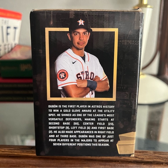 Mauricio Dubón Gold Glove Bobblehead - Picture 3 of 6